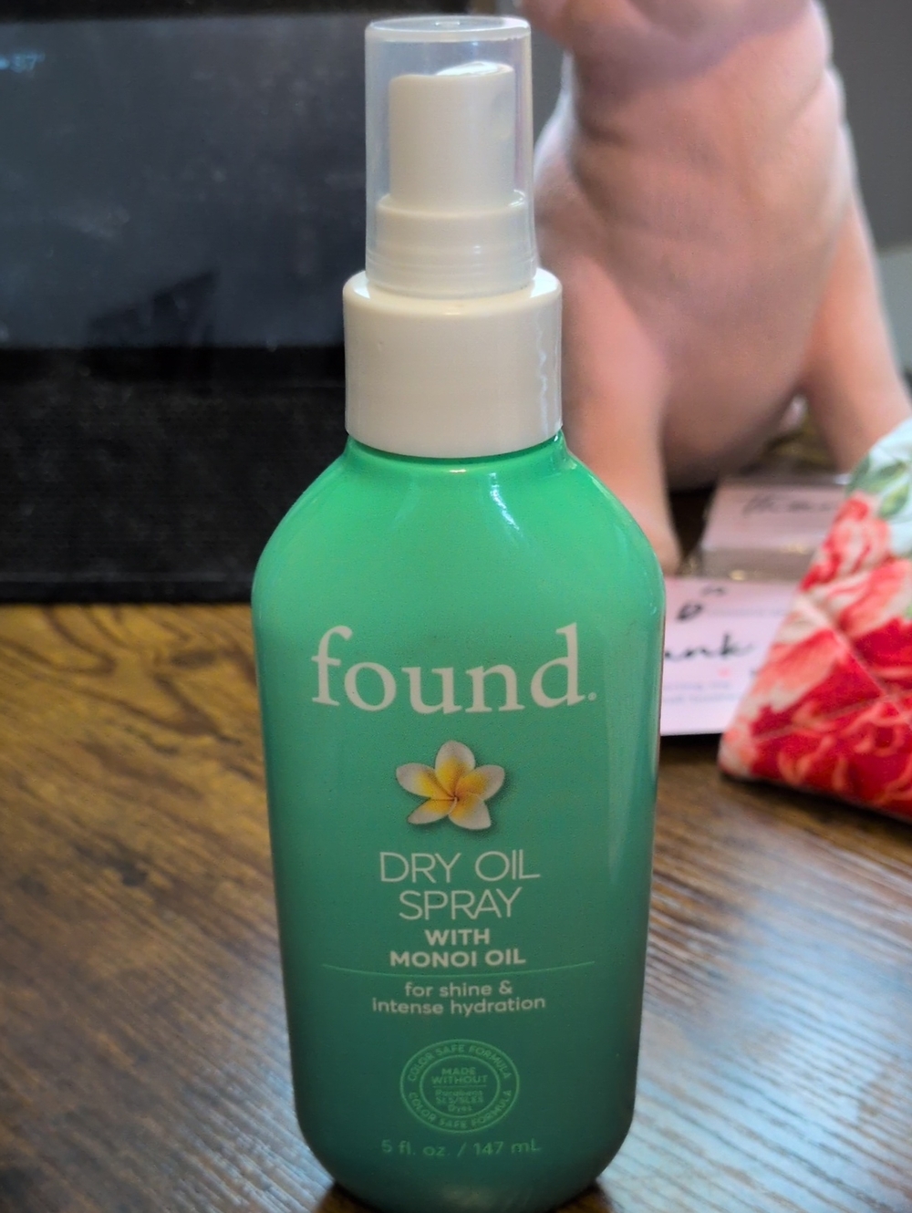 Found. Dry Oil Spray with Monoi Oil - Teal Bottle